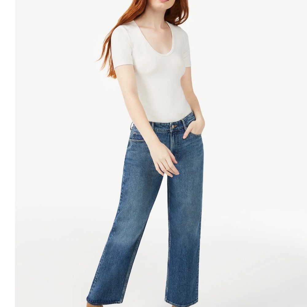 90’s nostalgia! Free Assembly Jeans Straight W Size 4 99%cotton and 1% elastane